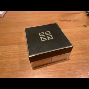 Givenchy loose powder